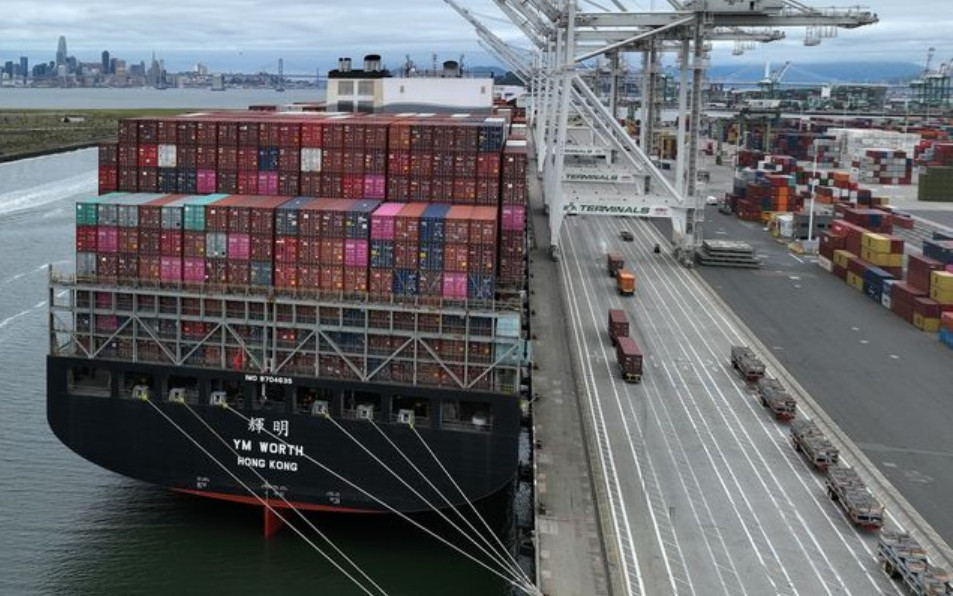 Here’s How West Coast Port Talks Led to Disruption